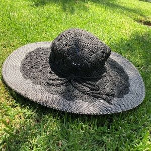 Anthropologie straw hat black and white